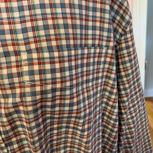 LL Bean Mens Oxford Button Down Shirt - Perfect Like New Condition - Picture 4 of 4